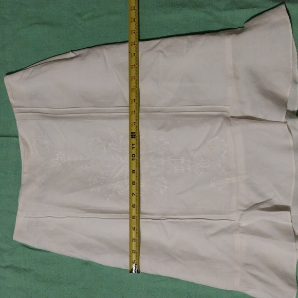 Jones Wear Skirt Linen Lined Floral Embroidered Ruffled Shabby Chic Lagenlook - Picture 7 of 9